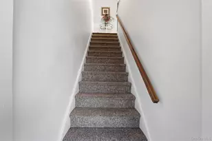1610 Astor Ave, Bronx, NY 10469 - Photo 23