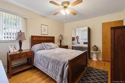 1610 Astor Avenue, Bronx, NY 10469 - Photo 29