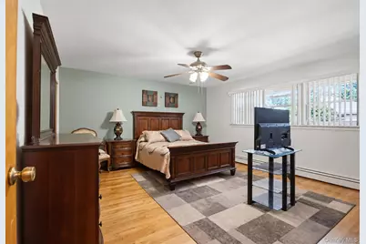 1610 Astor Avenue, Bronx, NY 10469 - Photo 27