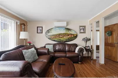 1610 Astor Avenue, Bronx, NY 10469 - Photo 5