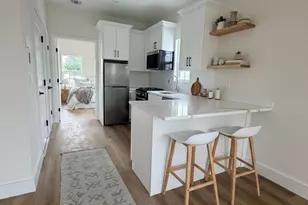 1220 Doges Prom, Copiague, NY 11757 - Photo 15