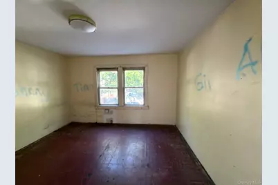 118-19 152nd Street, Jamaica, NY 11434 - Photo 11