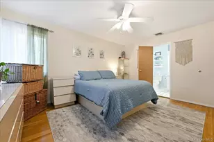 1420 Holiday Park Dr, Wantagh, NY 11793 - Photo 19