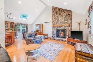 1 Chen Ct, Middle Island, NY 11953 - Photo 11