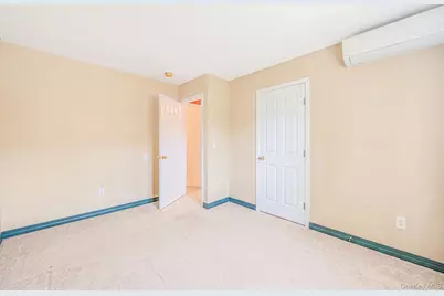 1 Chen Court, Middle Island, NY 11953 - Photo 27