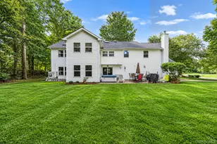 1 Chen Ct, Middle Island, NY 11953 - Photo 7