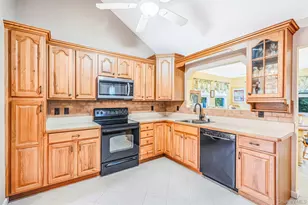 1 Chen Ct, Middle Island, NY 11953 - Photo 17
