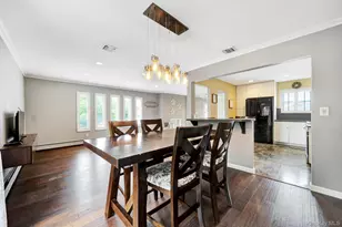 285 N Oak St, Massapequa, NY 11758 - Photo 23