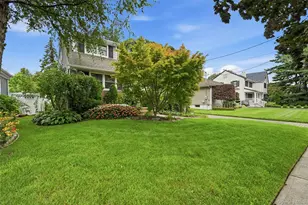 35 Reid Ave, Rockville Centre, NY 11570 - Photo 3