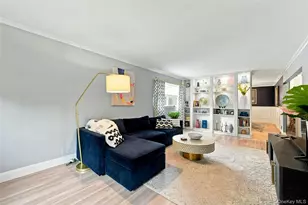 35 Reid Ave, Rockville Centre, NY 11570 - Photo 7