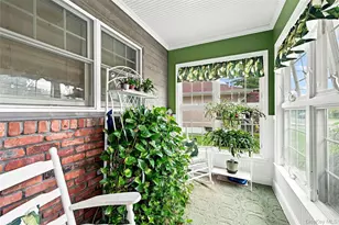 35 Reid Ave, Rockville Centre, NY 11570 - Photo 5