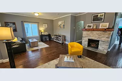 218 W Chester Street, Long Beach, NY 11561 - Photo 3