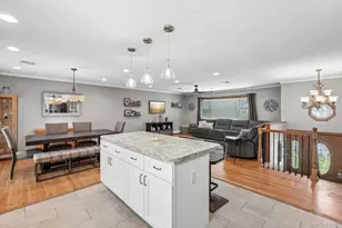 8 Townsend Pl, Chester, NY 10918 - Photo 15