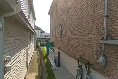 84-70 159th Street, Jamaica, NY 11432 - Photo 7