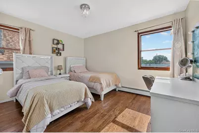 84-70 159th Street, Jamaica, NY 11432 - Photo 17