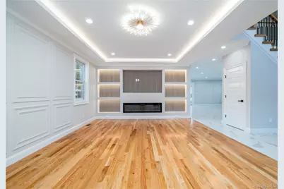 76 Gerard Avenue W, Malverne, NY 11565 - Photo 5