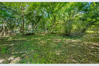 11 Woodycrest Drive, Northport, NY 11768 - Photo 21