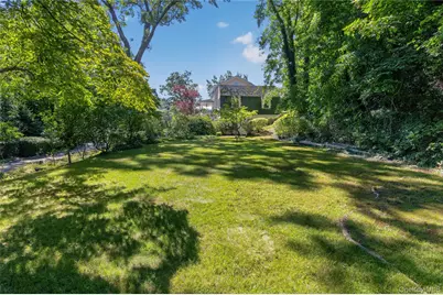 10 Holden Lane, Bayville, NY 11709 - Photo 41