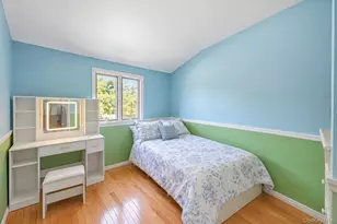 19 Badger Ln, East Setauket, NY 11733 - Photo 35