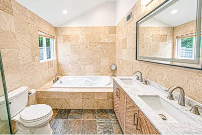 5 Willets Drive, Syosset, NY 11791 - Photo 15