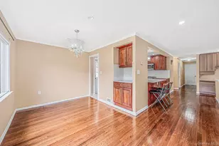 5 Willets Dr, Syosset, NY 11791 - Photo 7
