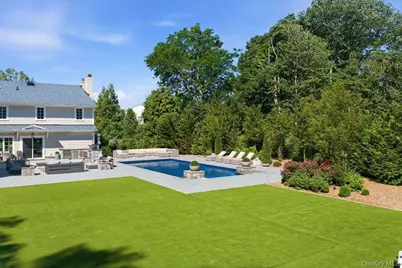 6 Castle Court, Woodbury, NY 11797 - Photo 5