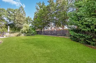 60 Jaycox Ave, Islip, NY 11751 - Photo 29