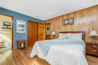 60 Jaycox Avenue, Islip, NY 11751 - Photo 19