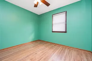 60 Jaycox Ave, Islip, NY 11751 - Photo 25