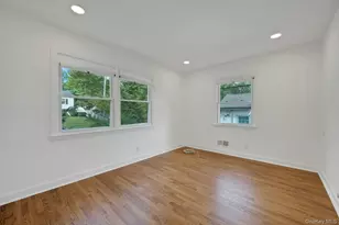 22 Somerset Dr, Yonkers, NY 10710 - Photo 15