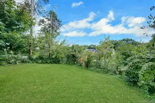 22 Somerset Dr, Yonkers, NY 10710 - Photo 27