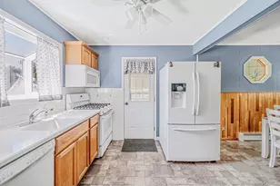 152 Grand Ave, Shirley, NY 11967 - Photo 3