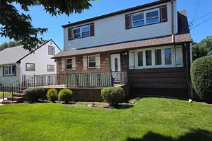 66 Gates Ave, Valley Stream, NY 11580 - Photo 19