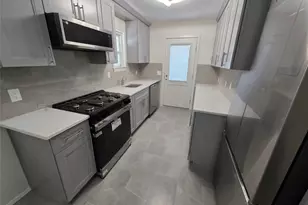 66 Gates Ave, Valley Stream, NY 11580 - Photo 5