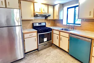 56-16 Seabury St, Elmhurst, NY 11373 - Photo 3