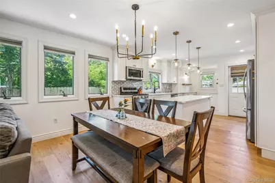 55 Cleveland Street, Patchogue, NY 11772 - Photo 11