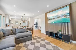 55 Cleveland St, Patchogue, NY 11772 - Photo 7