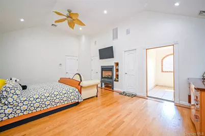 58-12 202nd Street, Bayside, NY 11364 - Photo 13