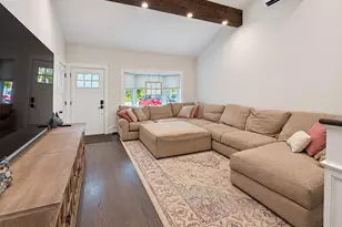 9 Sugarbush Ln, Coram, NY 11727 - Photo 5