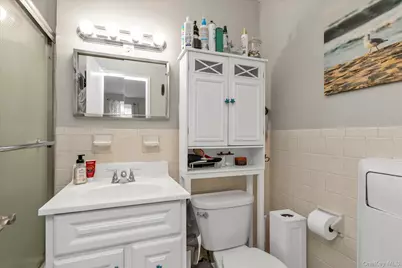 370 W Broadway #5K, Long Beach, NY 11561 - Photo 9