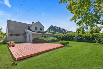 157 Land Lane, Westbury, NY 11590 - Photo 19