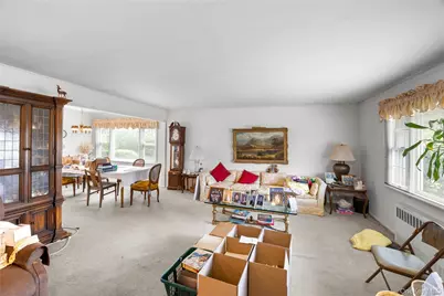 7 Barby Lane, Plainview, NY 11803 - Photo 5