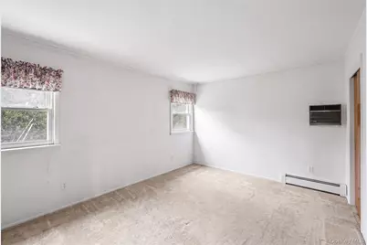 7 Barby Lane, Plainview, NY 11803 - Photo 19