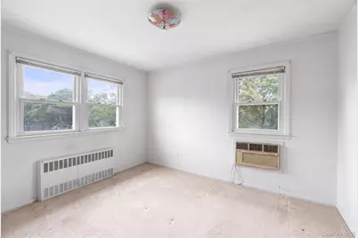 7 Barby Lane, Plainview, NY 11803 - Photo 25