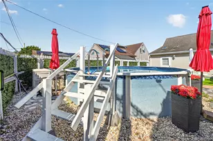 114 Southberry Ln, Levittown, NY 11756 - Photo 35