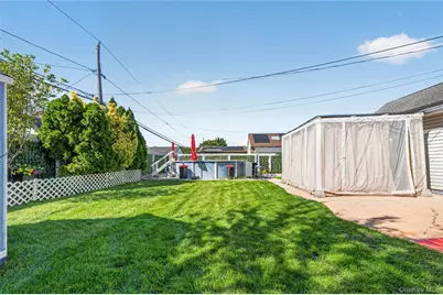 114 Southberry Lane, Levittown, NY 11756 - Photo 33