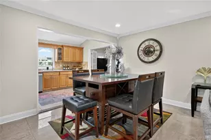 114 Southberry Ln, Levittown, NY 11756 - Photo 9