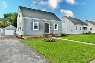 235 Madison Ave, Oceanside, NY 11572 - Photo 3