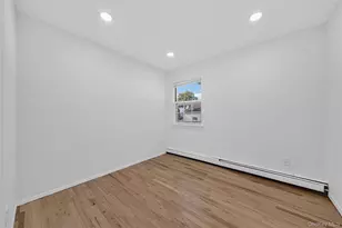 28 Roslyn Ave, Selden, NY 11784 - Photo 9
