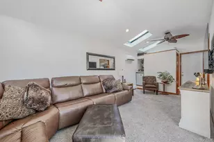 16 Salem Rd, Hicksville, NY 11801 - Photo 11